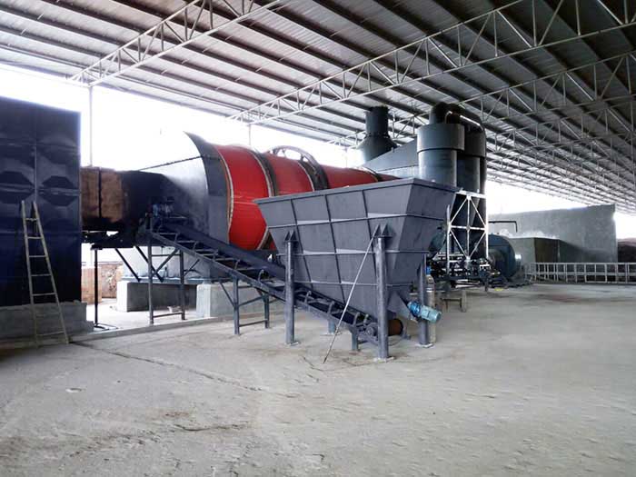 污泥烘干機在烘干污泥的整個過程中，污泥水分的蒸發(fā)和擴散持續(xù)、交替的進行